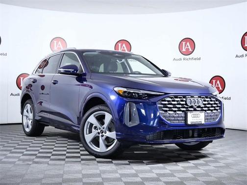 2025 Audi Q5 Premium Plus