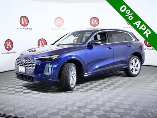 2025 Audi Q5 Premium plus