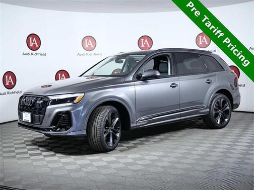 2025 Audi Q7 55 Premium Plus