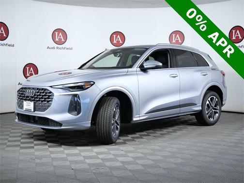 2025 Audi Q5 Premium