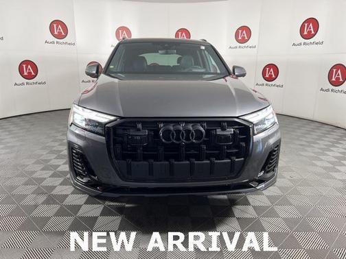 2025 Audi Q7 55 Prestige