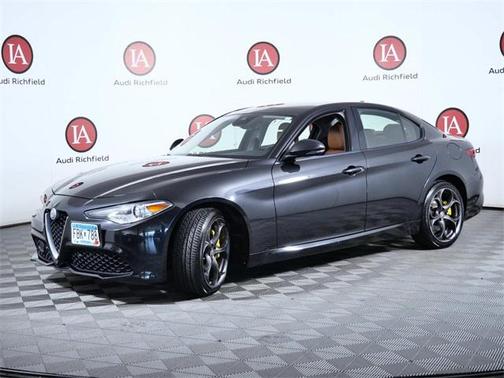 2017 Alfa Romeo Giulia Ti