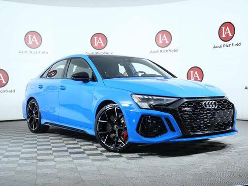 Turbo Blue 2022 Audi RS 3 TFSI quattro S tronic