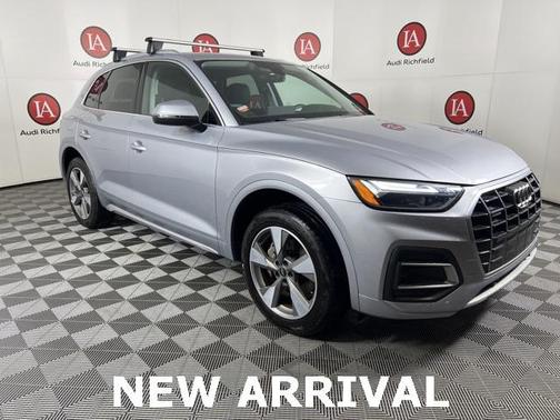 2022 Audi Q5 40 Premium Plus