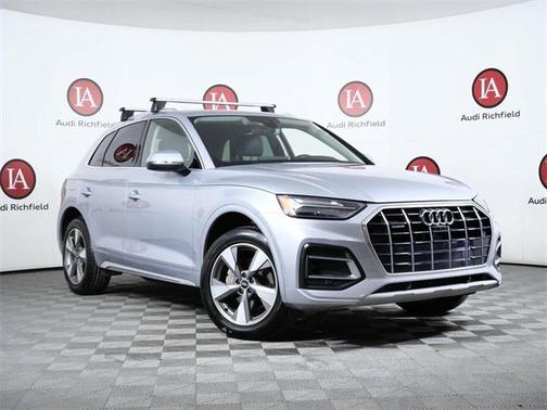 2022 Audi Q5 40 Premium Plus