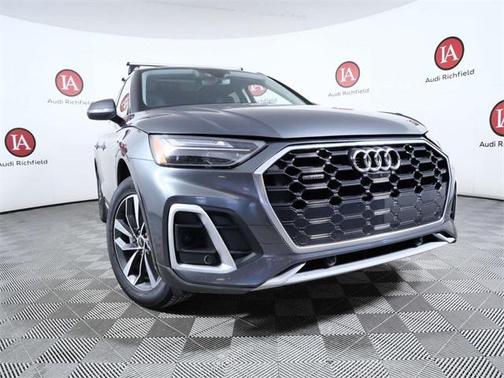 2022 Audi Q5 45 S line Premium Plus