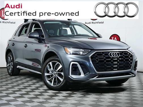 2022 Audi Q5 45 S line Premium Plus