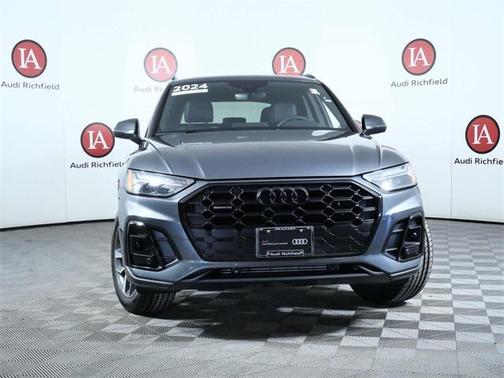 2024 Audi Q5 45 S line Premium