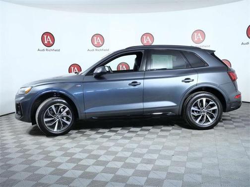 2024 Audi Q5 45 S line Premium