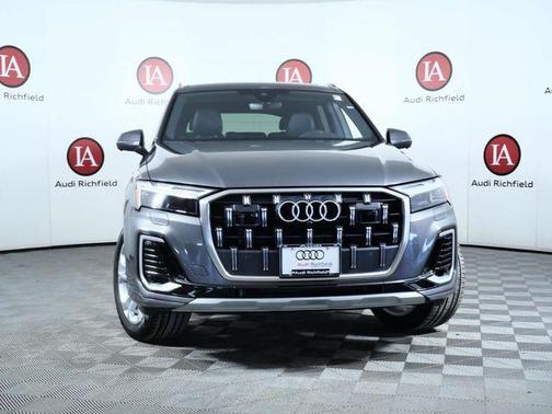 2025 Audi Q7 45 Premium Plus