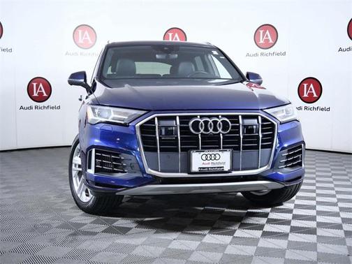 2022 Audi Q7 55 Premium Plus