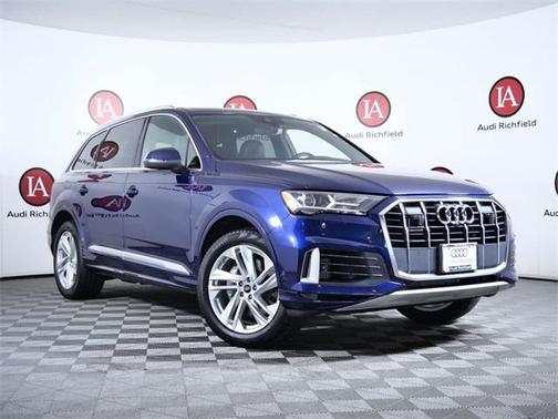 2022 Audi Q7 55 Premium Plus