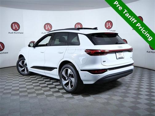 2025 Audi Q6 e-tron Premium Plus quattro