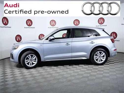 2022 Audi Q5 45 S line Premium