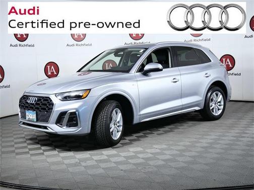 2022 Audi Q5 45 S line Premium