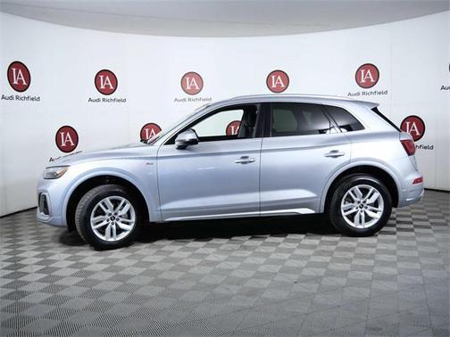 2022 Audi Q5 45 S line Premium