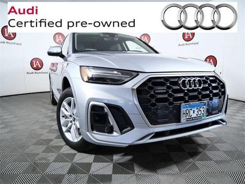 2022 Audi Q5 45 S line Premium