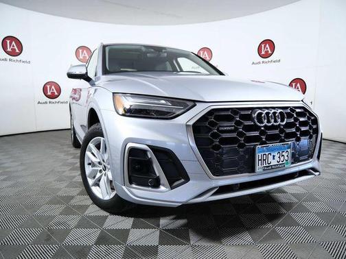 2022 Audi Q5 45 S line Premium