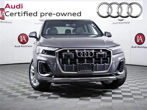 2025 Audi Q7 45 Premium