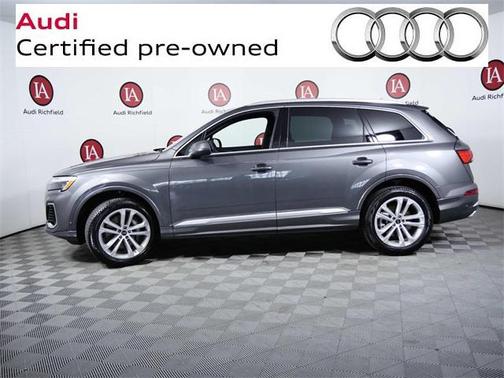 2025 Audi Q7 45 Premium