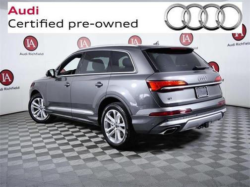 2025 Audi Q7 45 Premium