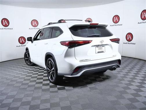 2021 Toyota Highlander XSE