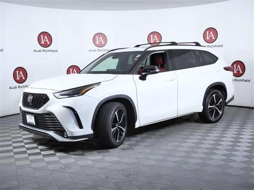 2021 Toyota Highlander XSE