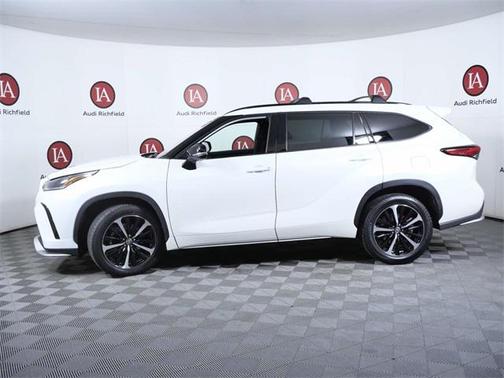 2021 Toyota Highlander XSE