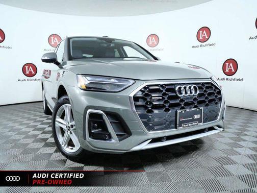 Chronos Gray Metallic 2024 Audi Q5 e 55 S line Premium Plus