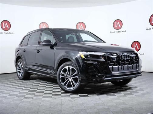 2026 Audi Q7 45 Premium