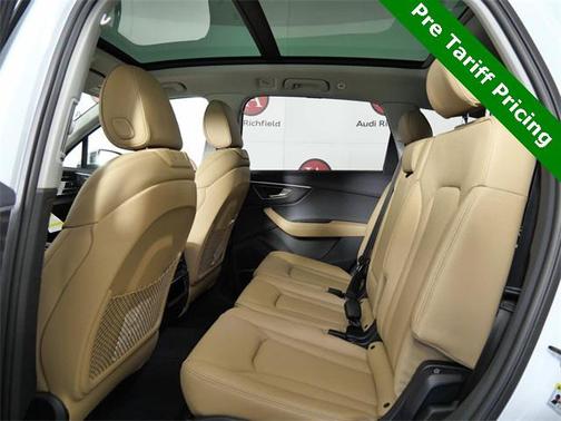 2025 Audi Q7 55 Prestige