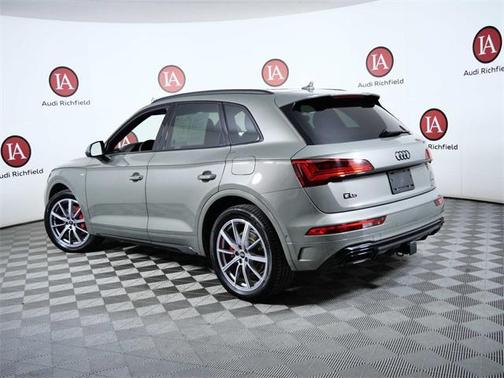 2024 Audi Q5 e 55 S line Prestige