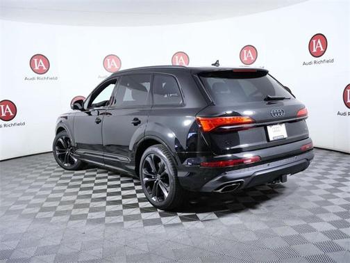 2026 Audi Q7 55 Premium Plus