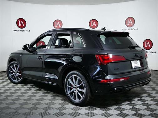 2025 Audi Q5 55 S line Premium Plus