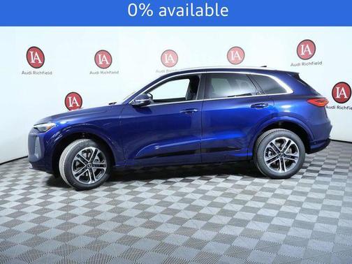 Navarra Blue Metallic 2025 Audi Q5 Premium