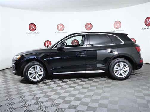 2022 Audi Q5 45 S line Premium