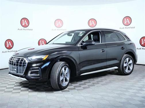 2024 Audi Q5 40 Premium Plus