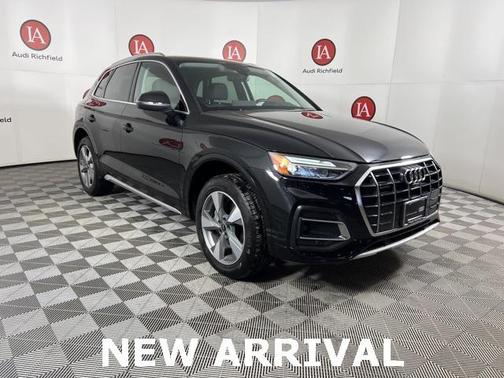 2024 Audi Q5 40 Premium Plus