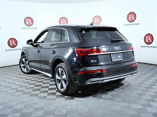 2024 Audi Q5 40 Premium Plus