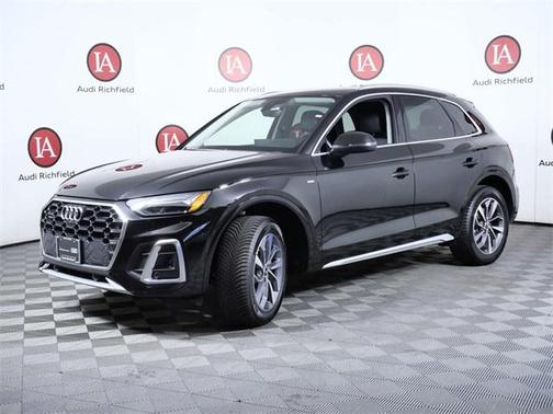 2023 Audi Q5 45 S line Premium Plus