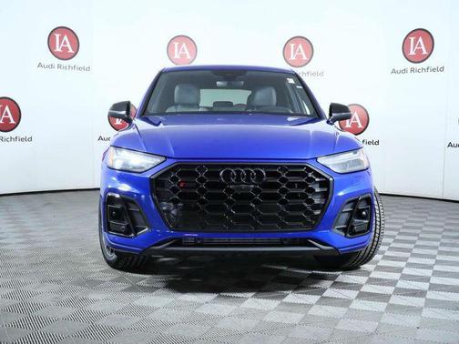 Ultra Blue Metallic 2023 Audi SQ5 3.0T Prestige