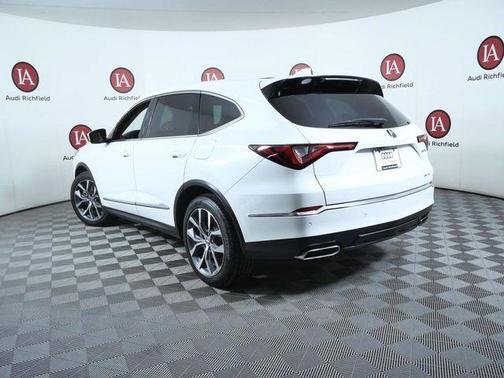 Platinum White Pearl 2024 Acura MDX Technology Package
