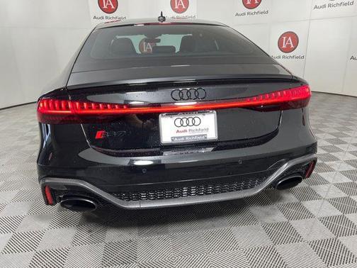 Black 2024 Audi RS 7 4.0T Performance