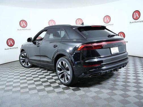 Mythos Black Metallic 2026 Audi Q8 55 Premium Plus