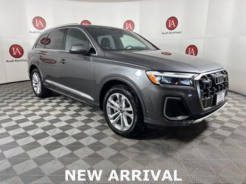 2025 Audi Q7 55 Premium Plus