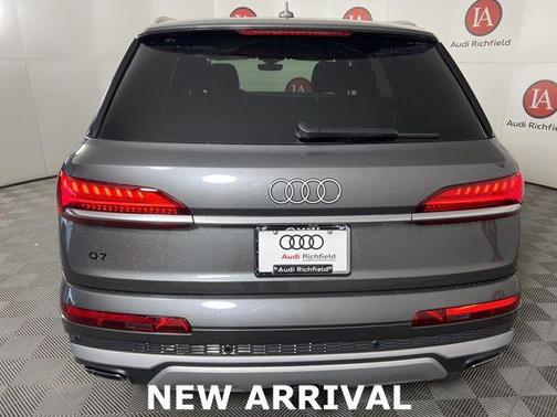 2025 Audi Q7 55 Premium Plus