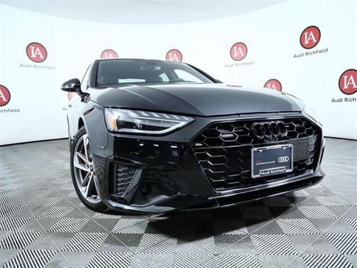 2023 Audi A4 45 S line Premium Plus