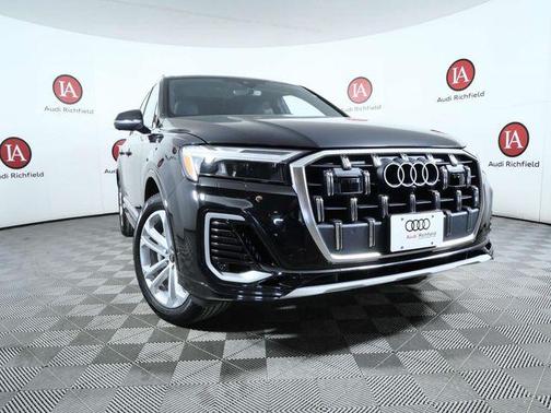 2025 Audi Q7 55 Premium Plus