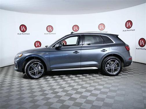 2024 Audi Q5 e 55 S line Premium Plus