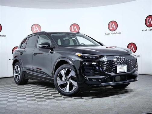 2025 Audi Q6 e-tron Premium Plus quattro